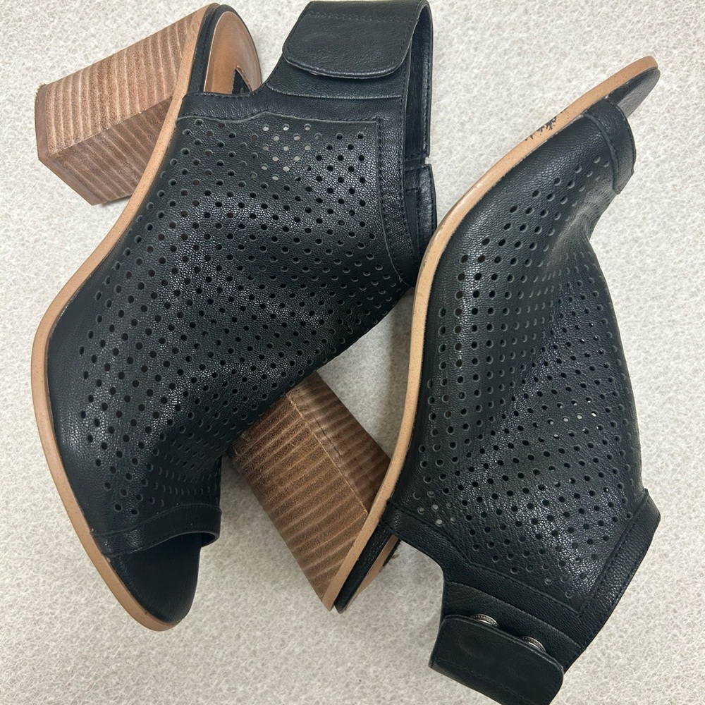 Steve by Steve Madden women’s Suzy dress sandals - Picture 3 of 4